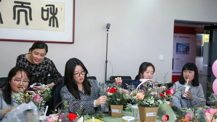 婦女節(jié)|巾幗綻芳華，致敬最美的她！